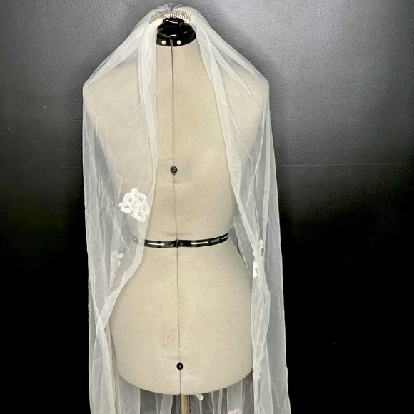 Bridal handmade veil main image 5